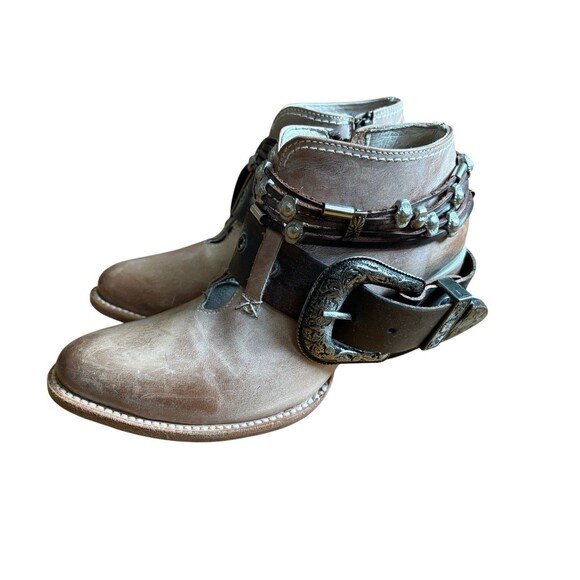 Freebird By Steven SALOON Taupe Tan Leather Western Belted Boots Womens Size 8 - Picture 4 of 16